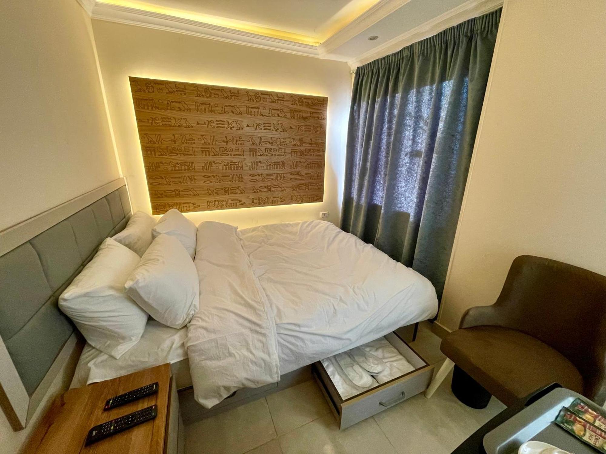 Pyramuse Inn Nazlat as Sammān المظهر الخارجي الصورة