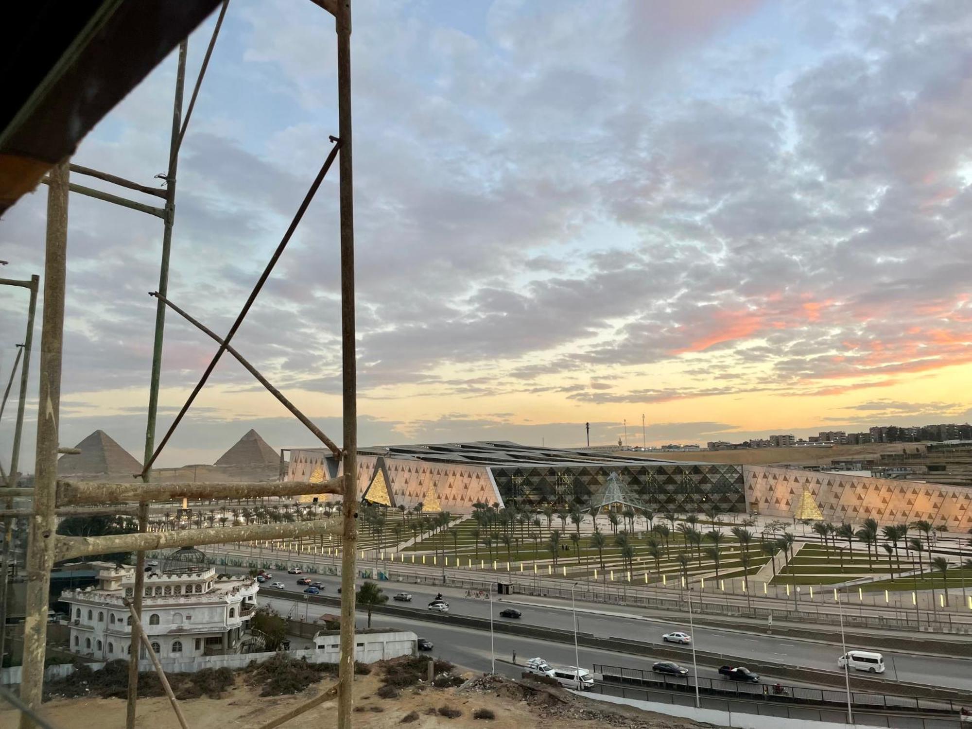 Pyramuse Inn Nazlat as Sammān المظهر الخارجي الصورة